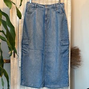 cloth & stone Edie Soft Denim Cargo Maxi Skirt Pacific Salt Color Size 27